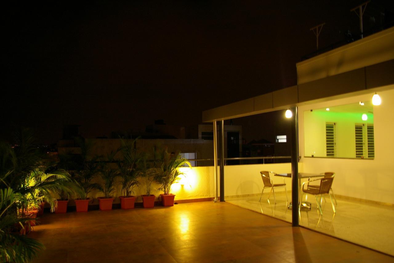 Roseline Suites Bangalore Exterior foto